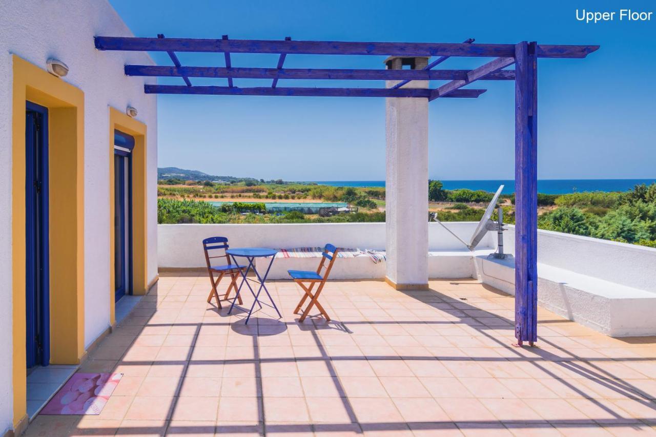 Villa Marqua Kalavárda Buitenkant foto