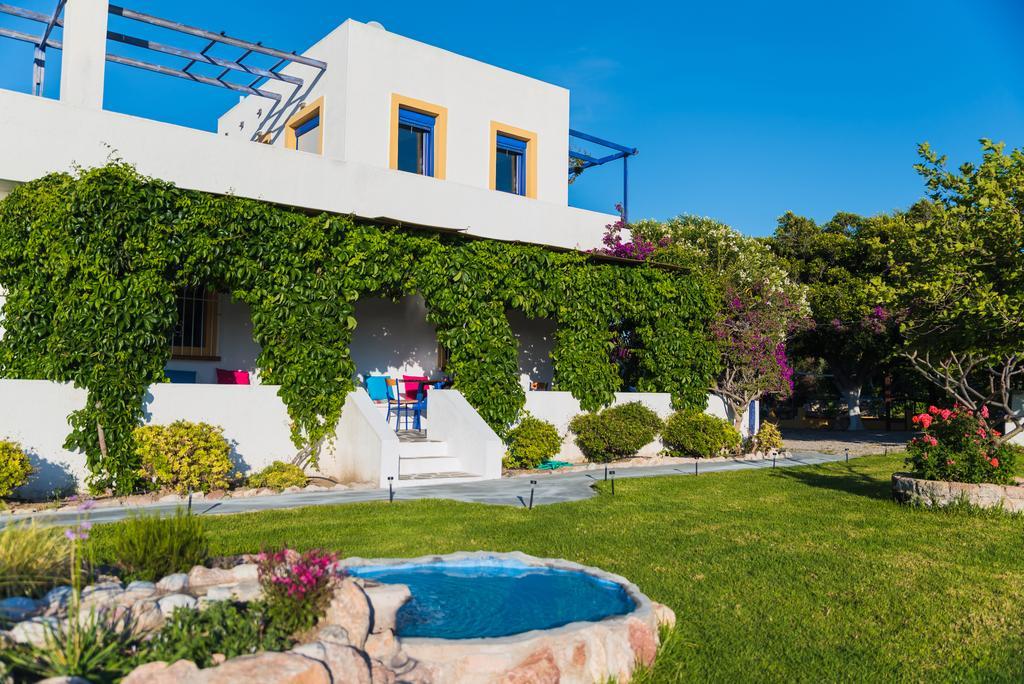 Villa Marqua Kalavárda Buitenkant foto